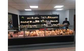 la cave du fromager, cremerie, questembert, 56230